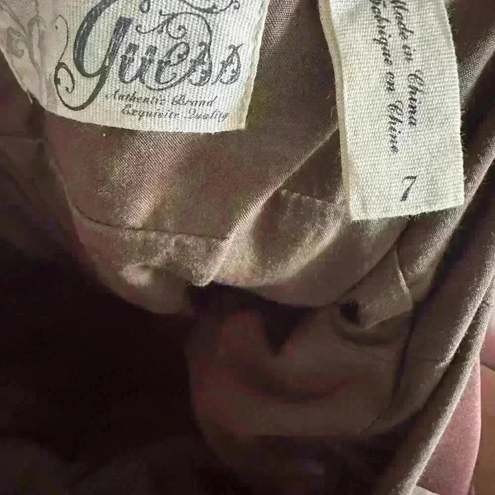 Guess - Silk Outer Shell Dress - Size 7 - Picture 4 of 4